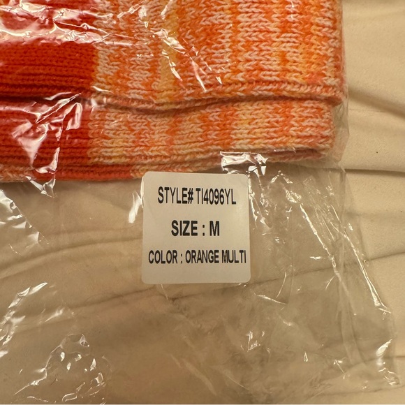 YLLW the Label Marigold Wrap Set - Orange Knit - Size M - Picture 14 of 16